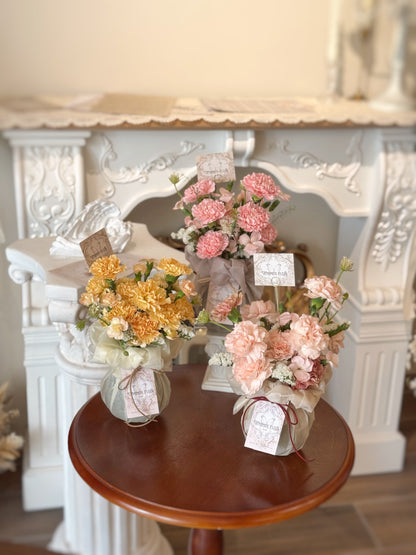 Carnation Jar (4 Color Themes Available)